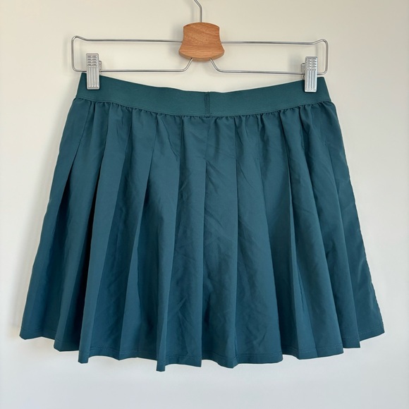 ALO Yoga Skirts Alo Yoga Varsity Pleated Stretch Jersey Tennis